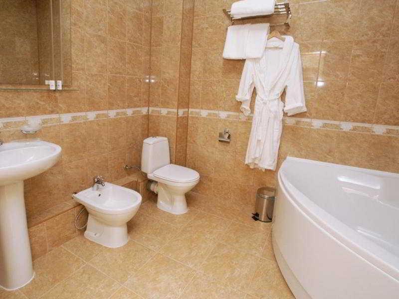 فندق بلاك سي أوترادا أوديسا المظهر الخارجي الصورة